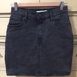 Levi’s “Mile High” High-Waisted Denim Skirt 26